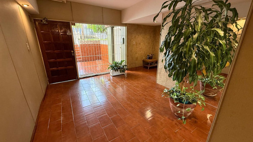Departamento 3 Amb Con Cochera Y Balcón Al Frente
