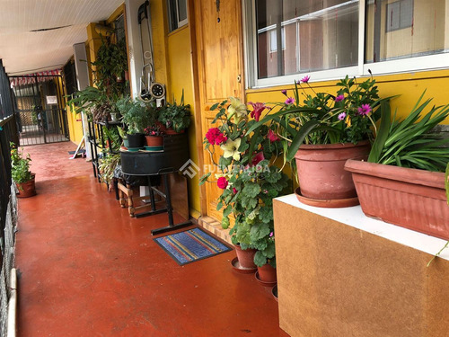 Departamento En Venta De 2 Dorm. En Maipú