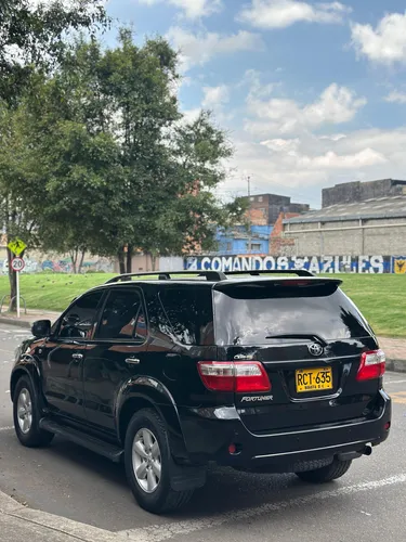 Toyota Fortuner 4.0 Sr5 blindaje 2 plus