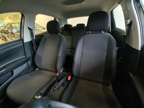 Imagem 8 de 9 de Volkswagen Polo 1.0 Mpi Total Flex Manual