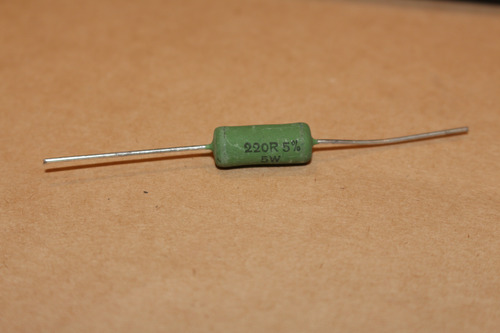 30 X Resistor De Fio 5 Watts 220r Kit Com 30 Peças J674