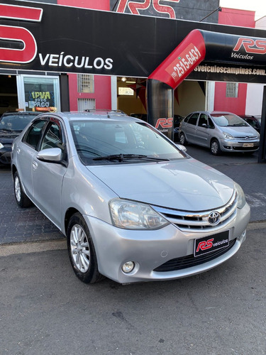 Toyota Etios Sedán XLS 1.5 (Flex)
