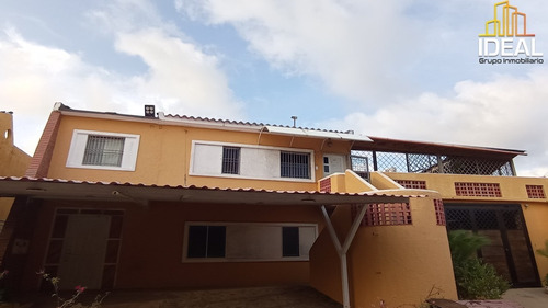 Imagen 1 de 14 de Ideal Grupo Inmobiliario Vende Casa De 300mts2 7 Habitaciones Y 6 Baños En Conjunto Residencial Cocomango Tucacas