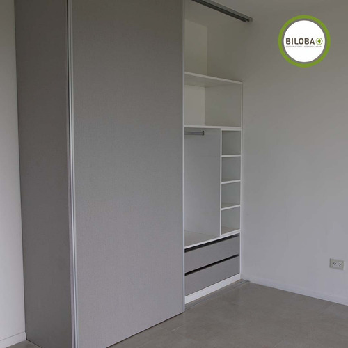Casa En Venta Con Lote A Laguna 2 Pisos En San Sebastián Apto Credito - Pilar- Barrio Privado