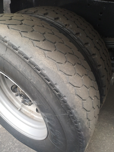 Volvo Vm 210 2011 Toco 4x2 Baú 7 Metros
