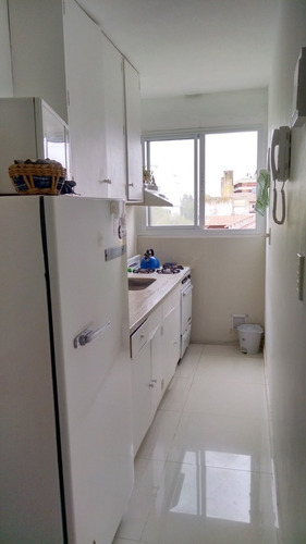 Imagen 4 de 10 de Febrero // Departamento 3 Amb, A 1 Cuadras De La Playa, Playa Grande