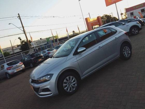 Imagem 4 de 9 de Volkswagen Polo 1.0 Mpi Total Flex Manual