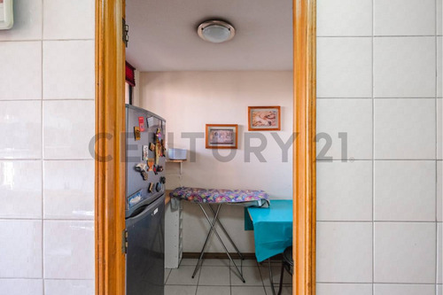Arriendo Dpto 2 Dorm Más Servicio Las Condes