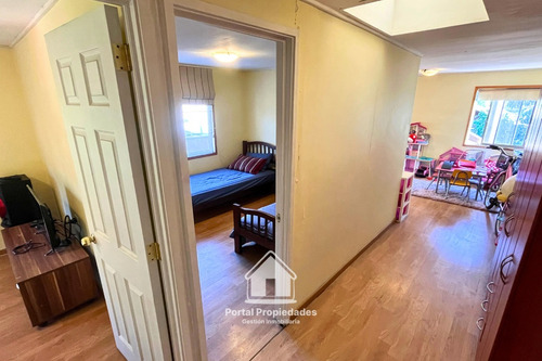 Amplia Casa, 4 Dormitorios, 3 Baños, Peñalolén