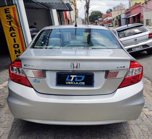 Imagem 5 de 14 de Honda Civic Honda Civic 1.8 Lxs 16v Flex Automático 2013