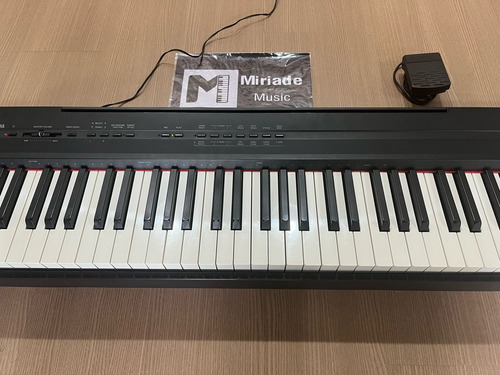 Piano Digital Yamaha P 105 + Pedal Sustain - Produto Usado Preto (Usado)