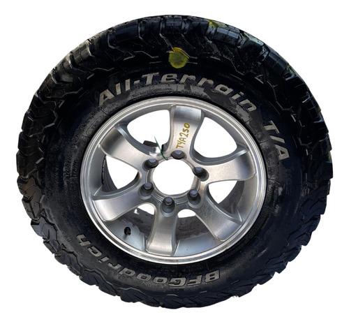 Llanta Con Neumatico Toyota Hilux 2012 - 245 75 R16