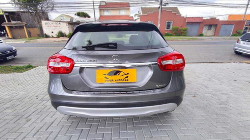 Imagem 8 de 15 de Mercedes-benz Gla 200 1.6 Cgi Style 16v Turbo 4p 2016