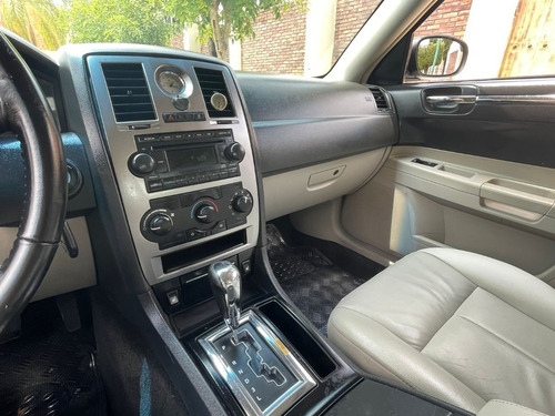 Imagen 11 de 15 de Chrysler 300c 2005