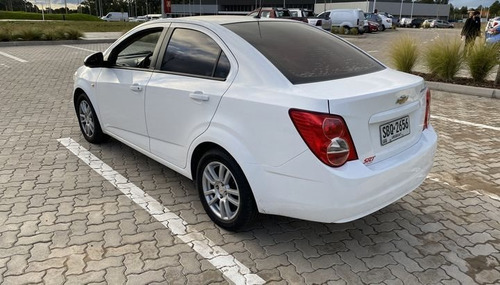 Chevrolet Sonic Lt 1.6 2012