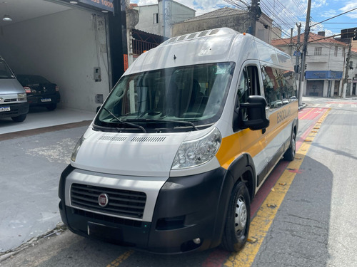 Fiat Ducato 2.3 (13m3) 5p 6 marchas
