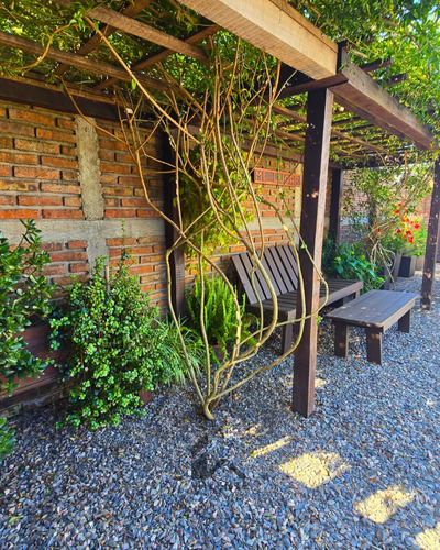 Hermosa Casa En Pando En Venta + Apartamento