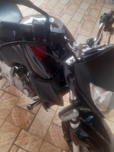 Imagem 5 de 13 de Honda Cb 300