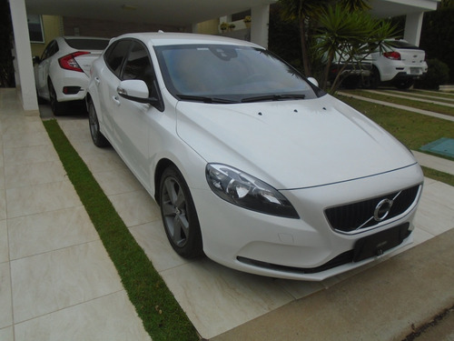 Imagem 6 de 11 de Volvo V40 Ano 2019 Blindado Niii Cor Branco 14.000km U.dono