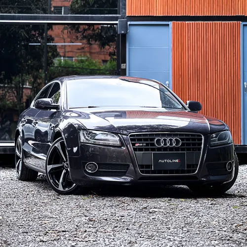 Audi A5 Rs 2011