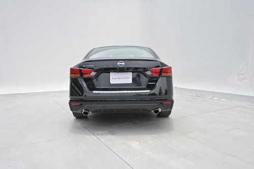 Nissan Altima 2.0 Sr Turbo Cvt