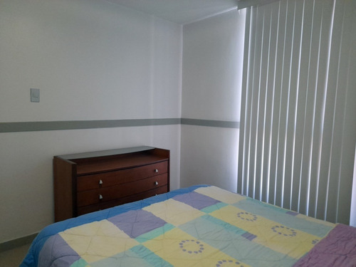 Imagen 13 de 18 de Alquiler De Apartamento En El C.r Guaica Mar I En Lechería Edo. Anzoátegui.
