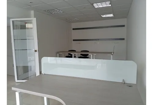 Oficina Amoblada En Arriendo, La Castellana