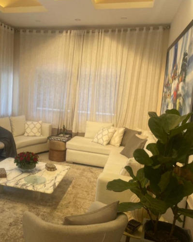 Naco - Apartamento En Venta Vacio Y En Alquiler Amuebaldo - 3 Habitaciones 3.5 Baños - Hermosa Area Social Con Piscina - Lobby Tipo Hotel - Area Infantil - Gym - Terreza - Salon De Actividades