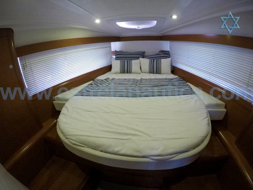 Lancha Beneteau 38 Gt Iate Ferretti Azimut Axtor
