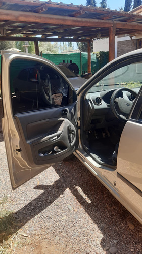 Ford Fiesta Max 1.6 Max Amb