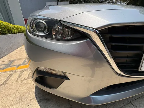 Mazda Mazda 3 2015