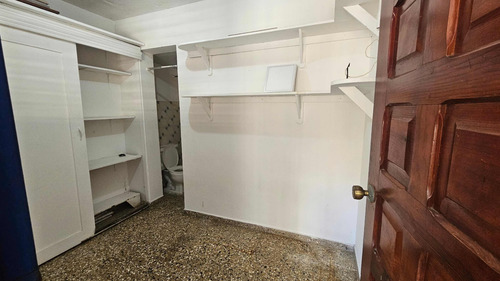 Apto. 3 Hab. Vacio Bella Vista Rd$ 55 Mil