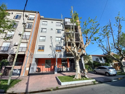 Imagen 15 de 21 de Departamento Venta 2 Ambientes Con Cochera Tigre