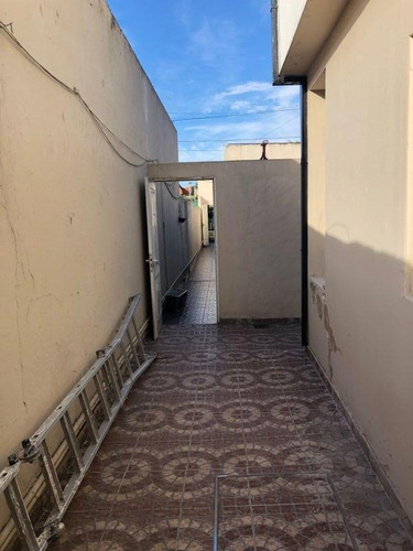 Imagen 2 de 13 de Casa En Venta En Caseros
