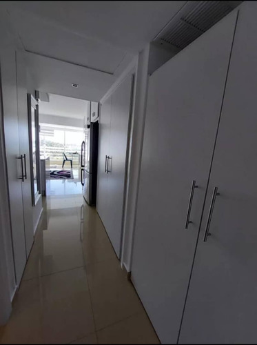 Venta Lindo Apartamento Edificio Bahía Dorada Pampatar Isla De Margarita