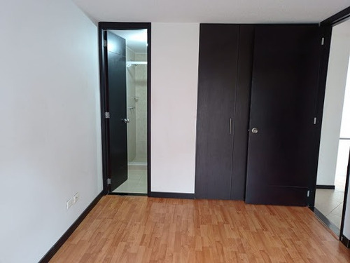 Imagen 9 de 13 de Apartamento En Arriendo La Sultana 279-16022