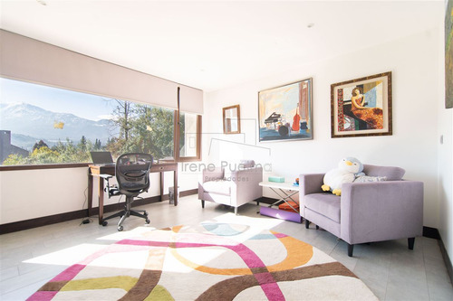 Vende Gran Casa Encondominio En Lomas La Dehesa Lo Barnechea