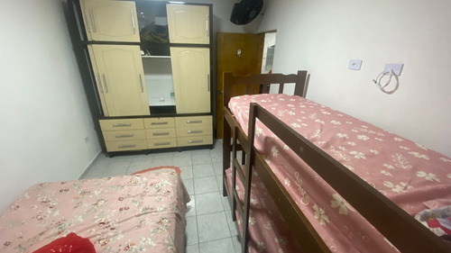 Imagem 19 de 27 de Locação Finais , Casa Com Piscina Ler O Anúncio