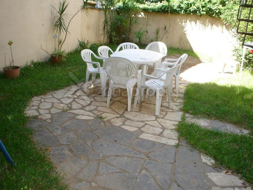 Imagen 9 de 16 de Chalet 200m2, 4 Dormitorios, Jardín, Cochera.