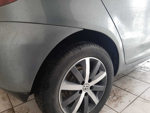 Volkswagen Fox 2004 1.0 Plus Total Flex 5p