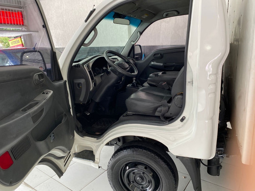 Imagem 5 de 13 de Kia/bongo Uk 2500 - Hd Sc - 2015 - Branco - Único Dono