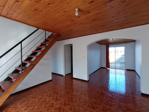 Se Arrienda Casa En Sector Escuadrón, Coronel. (3d 2b)
