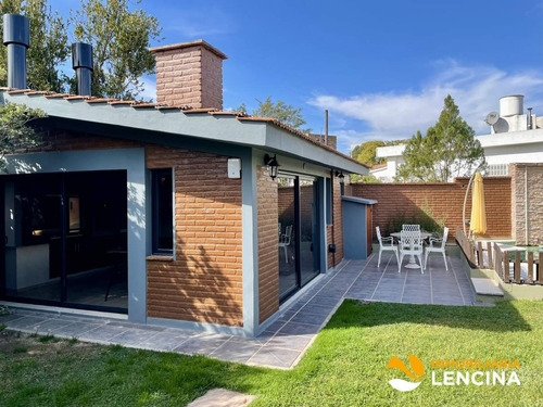 Imagen 24 de 24 de Casa En Venta - 3 Dormitorios - Santa Rita