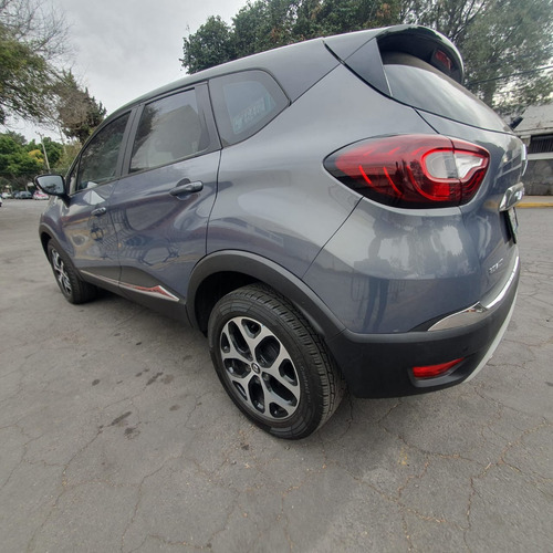 Renault Captur 2.0 Iconic At