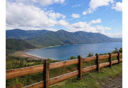 Terreno En Venta En Santa María De Caburgua Pucón