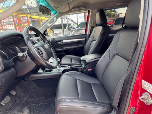 Toyota Hilux 2.8 Tdi Cabina Doble At