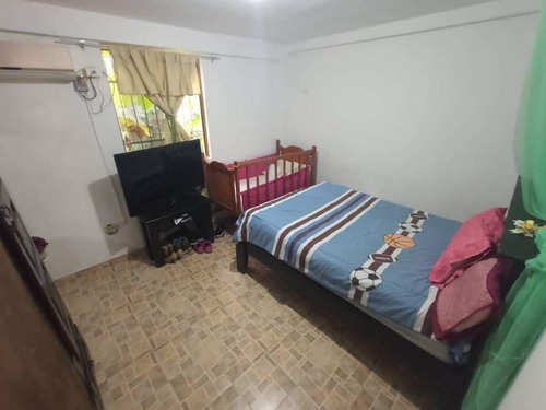 Imagen 4 de 10 de Townhouse En Res. Los Crepusculos Cod. Indith-159