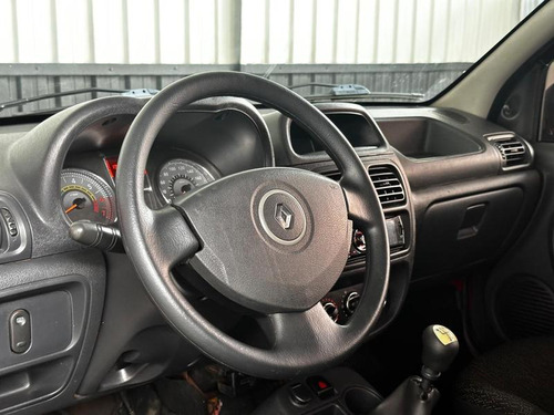Renault Clio Expression 1.0 16v 4p