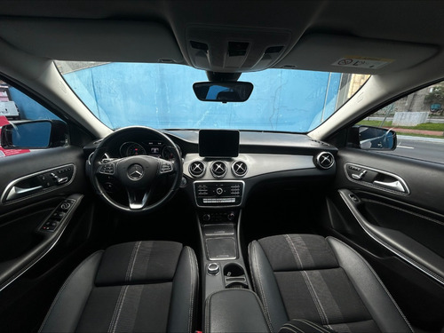 Mercedes-Benz Classe GLA 1.6 Advance Turbo Flex 5p