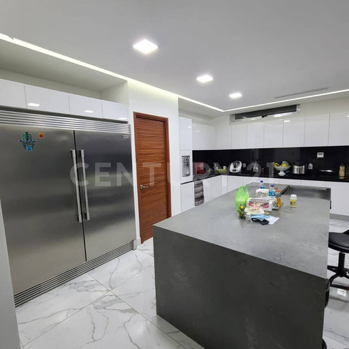 Residencia En Venta En Lagos Del Sol Cancún